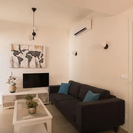 Apartamento Modern Apartments, In Kalamaki Centre Kalamákion