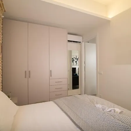 Modern Apartments, In Kalamaki Centre *