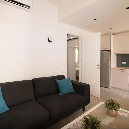 Apartamento Modern Apartments, In Kalamaki Centre Kalamákion