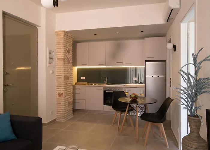 Modern - In Center, By Zantewize *