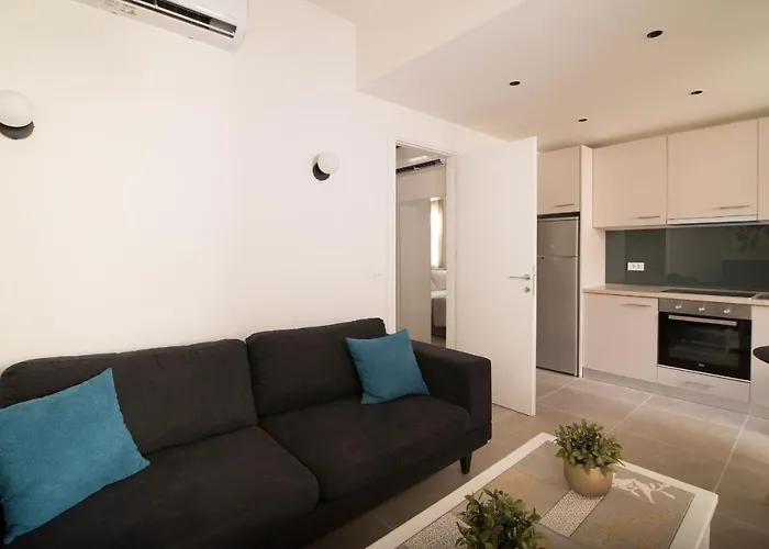Apartament Modern - In Center, By Zantewize Kalamákion